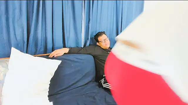  Araboys  online show from 23, 11, 2025