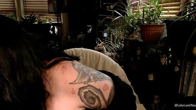 LeluLuvsYou online show from 11, 9, 2025