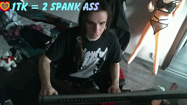 izilizi 23 online show from 21, 12, 2025