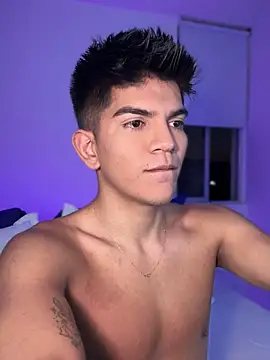 santiago 01 online show from 17, 1, 2025