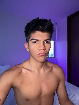 santiago 01 online show from 4, 2, 2025