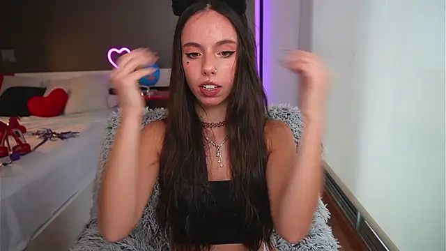 Dayna Nebula online show from 17, 1, 2025