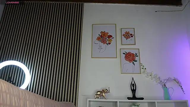 LillyDolls23 online show from 17, 9, 2025