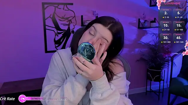 CoralineKeyns online show from 12, 12, 2024