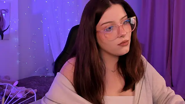 CoralineKeyns online show from 21, 1, 2025