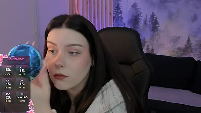 CoralineKeyns online show from 11, 9, 2025