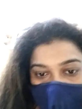 indianlisa5 online show from 18, 4, 2026