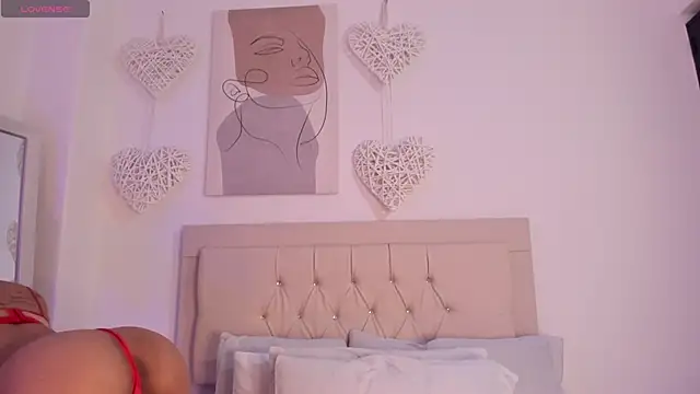 daiana curly online show from 28, 1, 2025