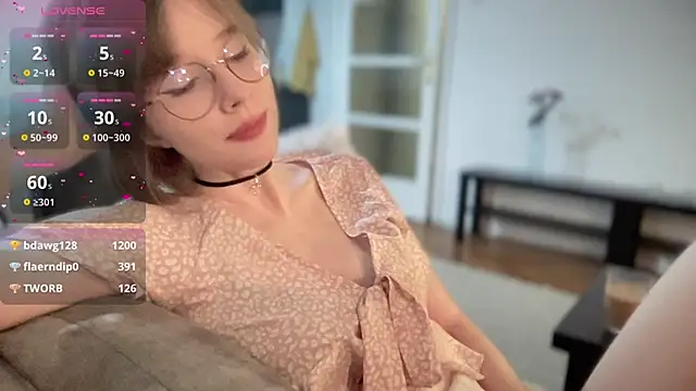 Snapshot of ms_christiana chatting on 8, 10, 2025 ms christiana online show from 8, 10, 2025