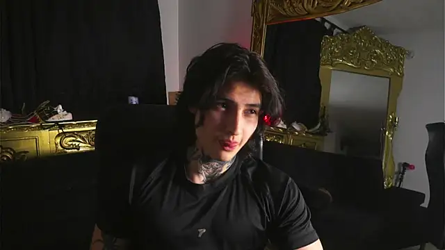 Snapshot of dantecoppolaa_ chatting on 15, 1, 2025 dantecoppolaa online show from 15, 1, 2025