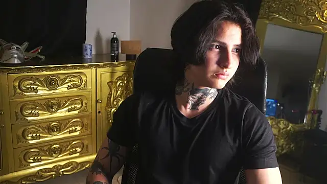 Snapshot of dantecoppolaa_ chatting on 20, 1, 2025 dantecoppolaa online show from 20, 1, 2025
