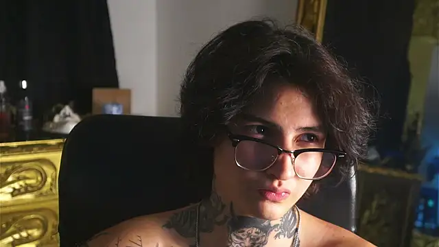 Snapshot of dantecoppolaa_ chatting on 20, 2, 2025 dantecoppolaa online show from 20, 2, 2025