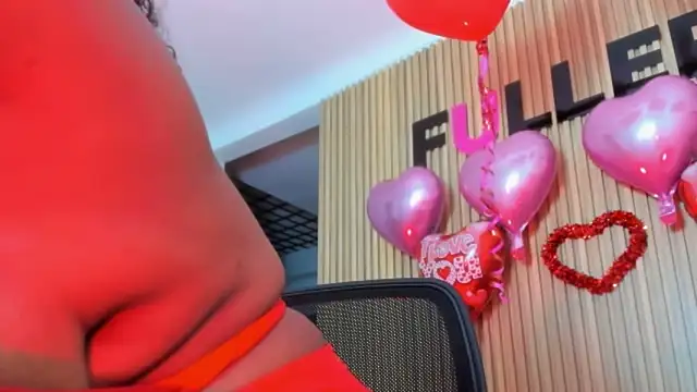 Snapshot of AliciaMiilf chatting on 14, 2, 2025 AliciaMiilf online show from 14, 2, 2025