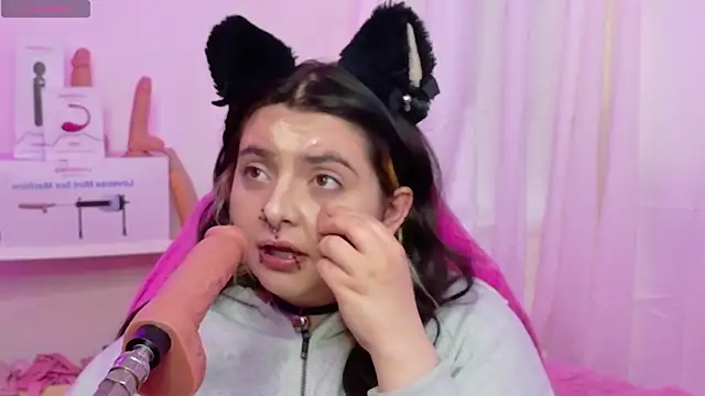 Snapshot of Sachi_Meow chatting on 3, 7, 2026 Sachi Meow online show from 3, 7, 2026