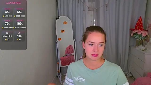 LovelyJessie online show from 26, 10, 2025