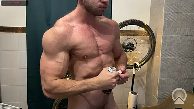 Snapshot of ericeric507 chatting on 26, 2, 2026 ericeric507 online show from 26, 2, 2026