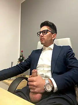 Snapshot of masterboss_ chatting on 6, 12, 2024 masterboss  online show from 6, 12, 2024