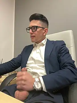 Snapshot of masterboss_ chatting on 5, 2, 2025 masterboss  online show from 5, 2, 2025