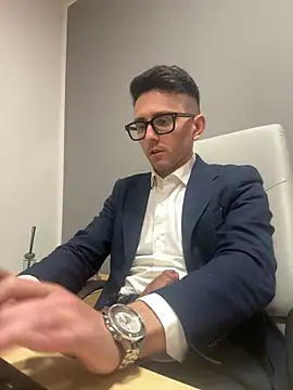 Snapshot of masterboss_ chatting on 13, 3, 2025 masterboss  online show from 13, 3, 2025