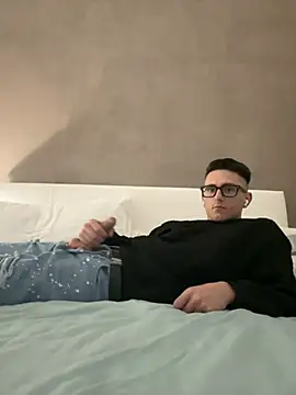 Snapshot of masterboss_ chatting on 22, 3, 2025 masterboss  online show from 22, 3, 2025