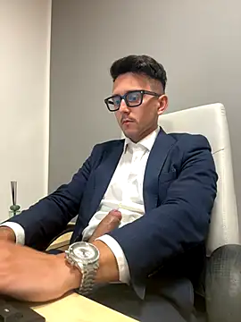 Snapshot of masterboss_ chatting on 2, 10, 2025 masterboss  online show from 2, 10, 2025