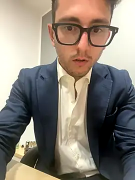 Snapshot of masterboss_ chatting on 23, 10, 2025 masterboss  online show from 23, 10, 2025