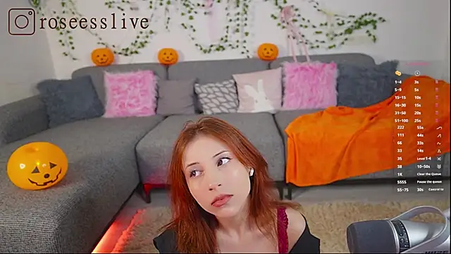 BOOLOCHKAA online show from 1, 11, 2025