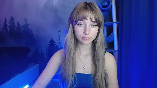 LuciaYoung online show from 15, 12, 2024
