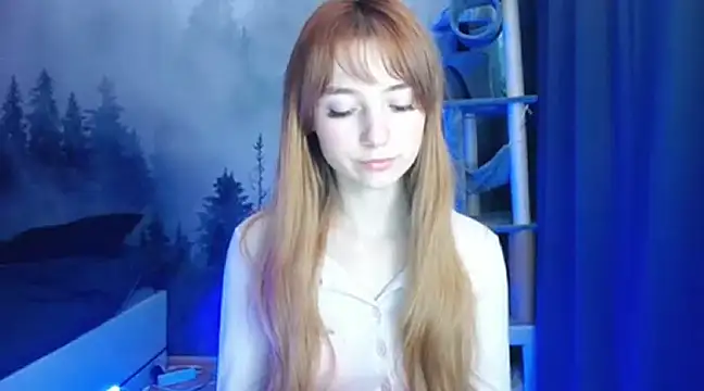 LuciaYoung online show from 2, 1, 2025