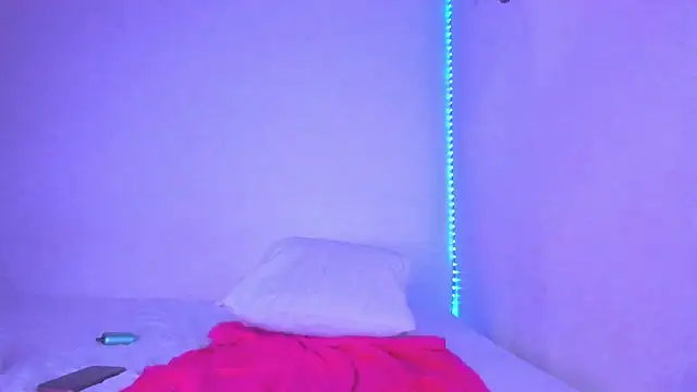 Snapshot of kimbaileys chatting on 23, 1, 2025 kimbaileys online show from 23, 1, 2025