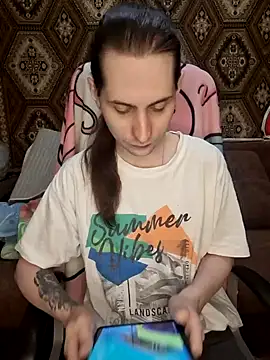 Nikki Sandy online show from 13, 1, 2025