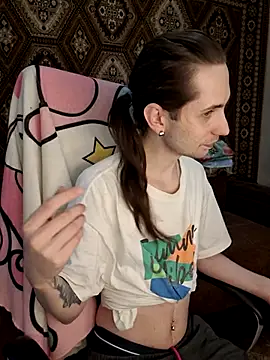 Nikki Sandy online show from 15, 2, 2025