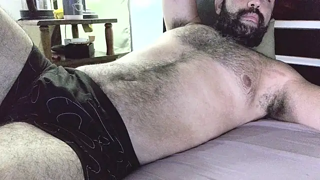 Snapshot of machoathome chatting on 2, 2, 2025 machoathome online show from 2, 2, 2025
