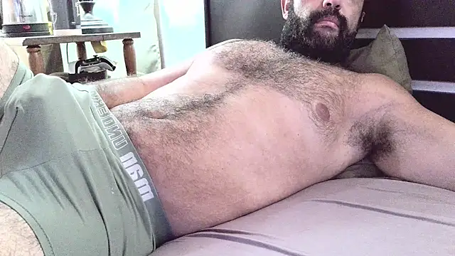 Snapshot of machoathome chatting on 3, 2, 2025 machoathome online show from 3, 2, 2025