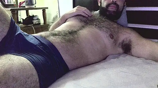 Snapshot of machoathome chatting on 5, 3, 2025 machoathome online show from 5, 3, 2025