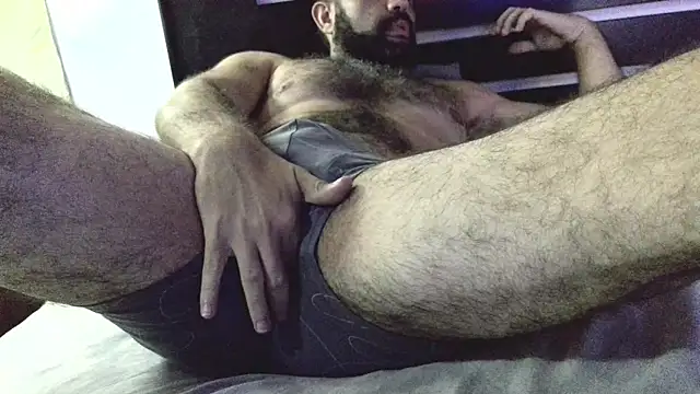 Snapshot of machoathome chatting on 17, 3, 2025 machoathome online show from 17, 3, 2025