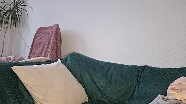 Cyndee Winter online show from 25, 11, 2025