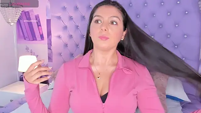 Snapshot of SamaraLincolnn chatting on 5, 5, 2026 SamaraLincolnn online show from 5, 5, 2026