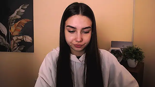 Lili magic online show from 3, 10, 2025