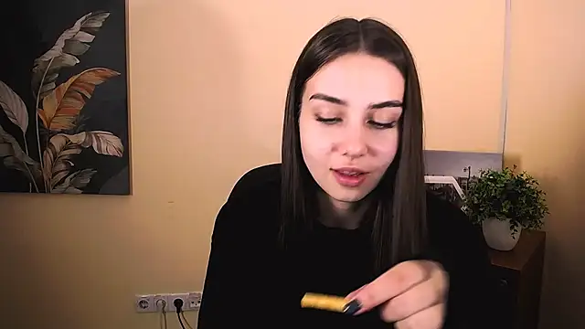 Lili magic online show from 4, 10, 2025