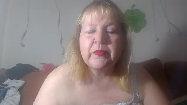 Snapshot of Blasflittchen chatting on 3, 1, 2025 Blasflittchen online show from 3, 1, 2025