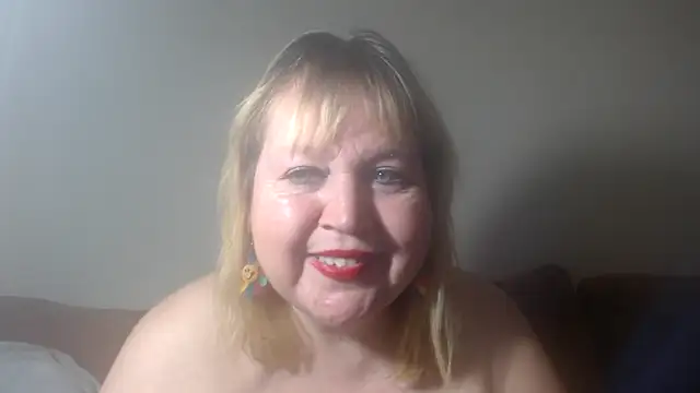 Snapshot of Blasflittchen chatting on 12, 2, 2025 Blasflittchen online show from 12, 2, 2025