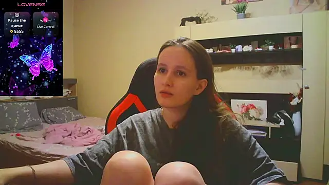 babywaifu online show from 28, 11, 2025