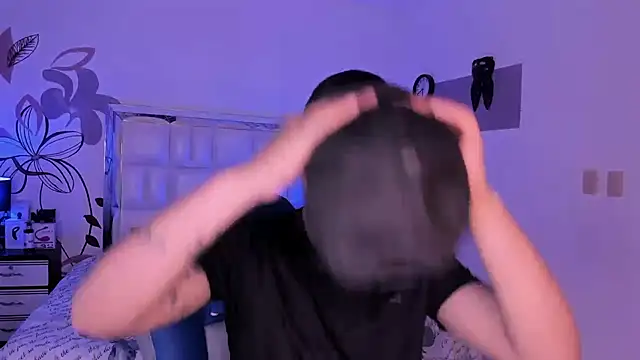 Snapshot of Niicky1_ chatting on 12, 1, 2025 Niicky1 online show from 12, 1, 2025