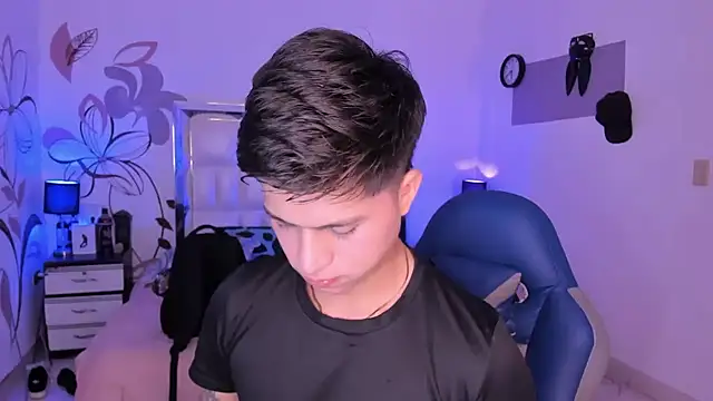 Snapshot of Niicky1_ chatting on 25, 1, 2025 Niicky1 online show from 25, 1, 2025