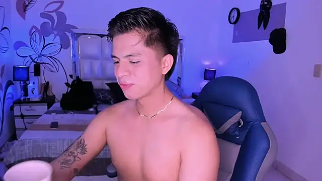 Snapshot of Niicky1_ chatting on 28, 2, 2025 Niicky1 online show from 28, 2, 2025