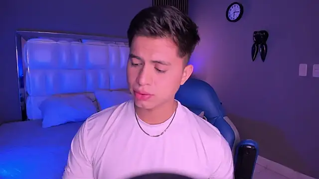 Snapshot of Niicky1_ chatting on 9, 9, 2025 Niicky1 online show from 9, 9, 2025