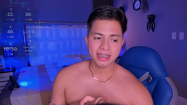 Snapshot of Niicky1_ chatting on 4, 10, 2025 Niicky1 online show from 4, 10, 2025