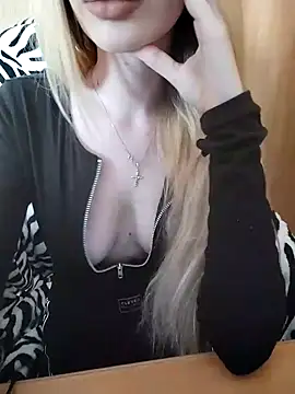 Elza kom online show from 5, 3, 2025