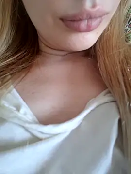 Elza kom online show from 14, 9, 2025